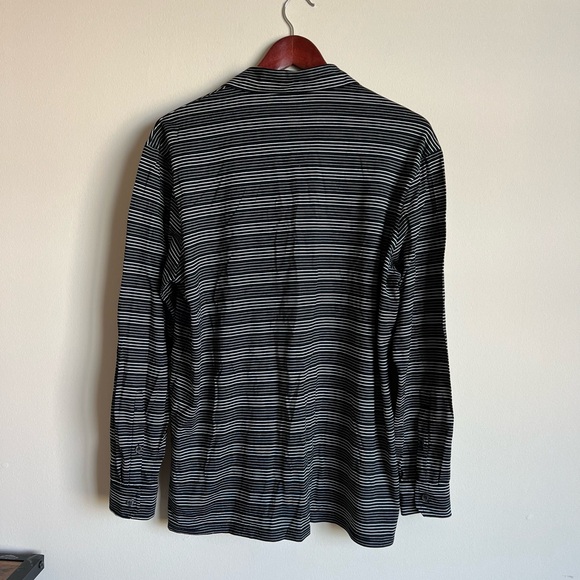 Givenchy Paris Long Sleeve ButtonDown Shirt Black Stripes 100% Cotton Size Large - Picture 3 of 10